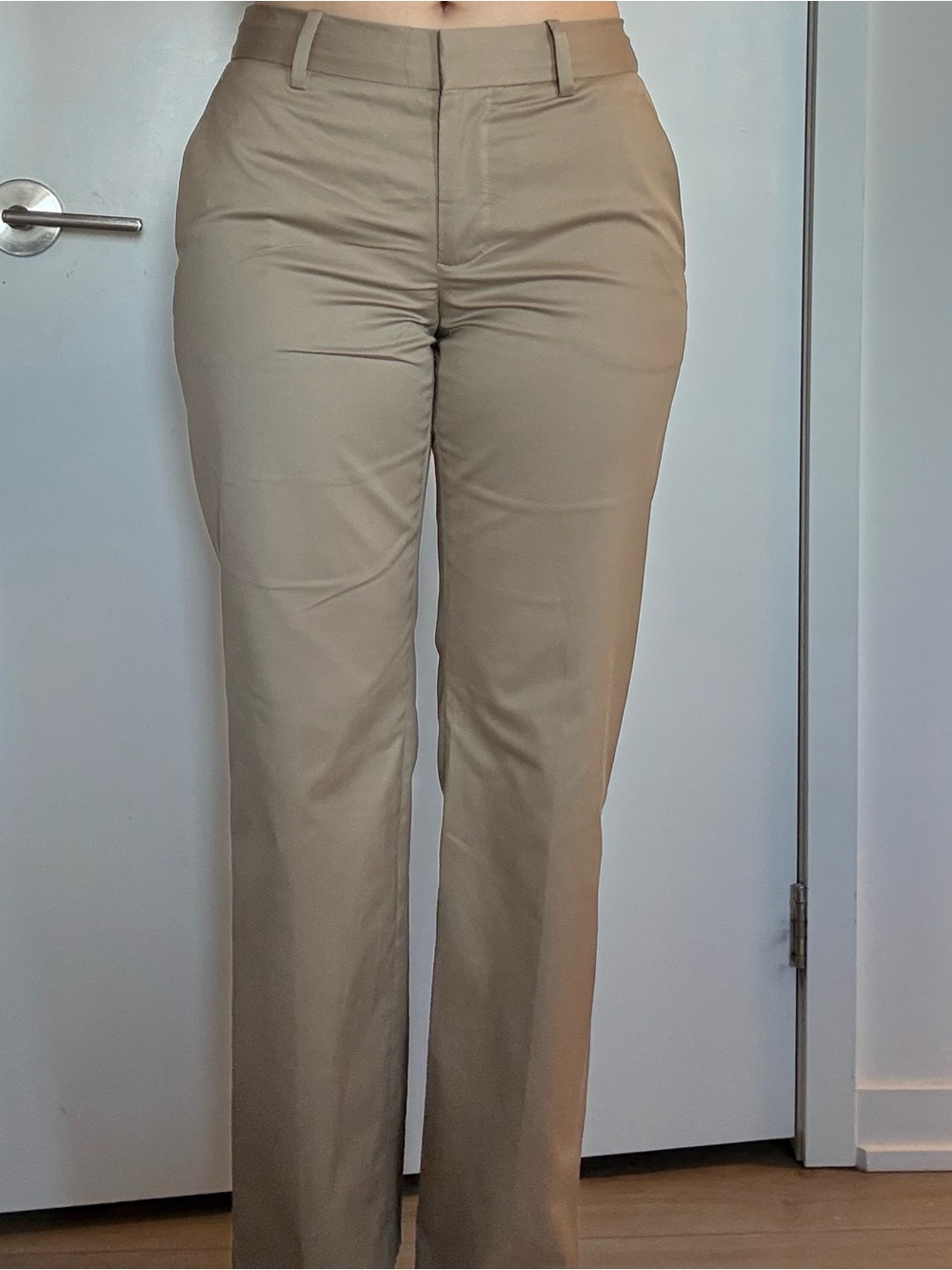 Aritzia Straight-Leg Low-rise Carleton Trousers in Macchiato Brown